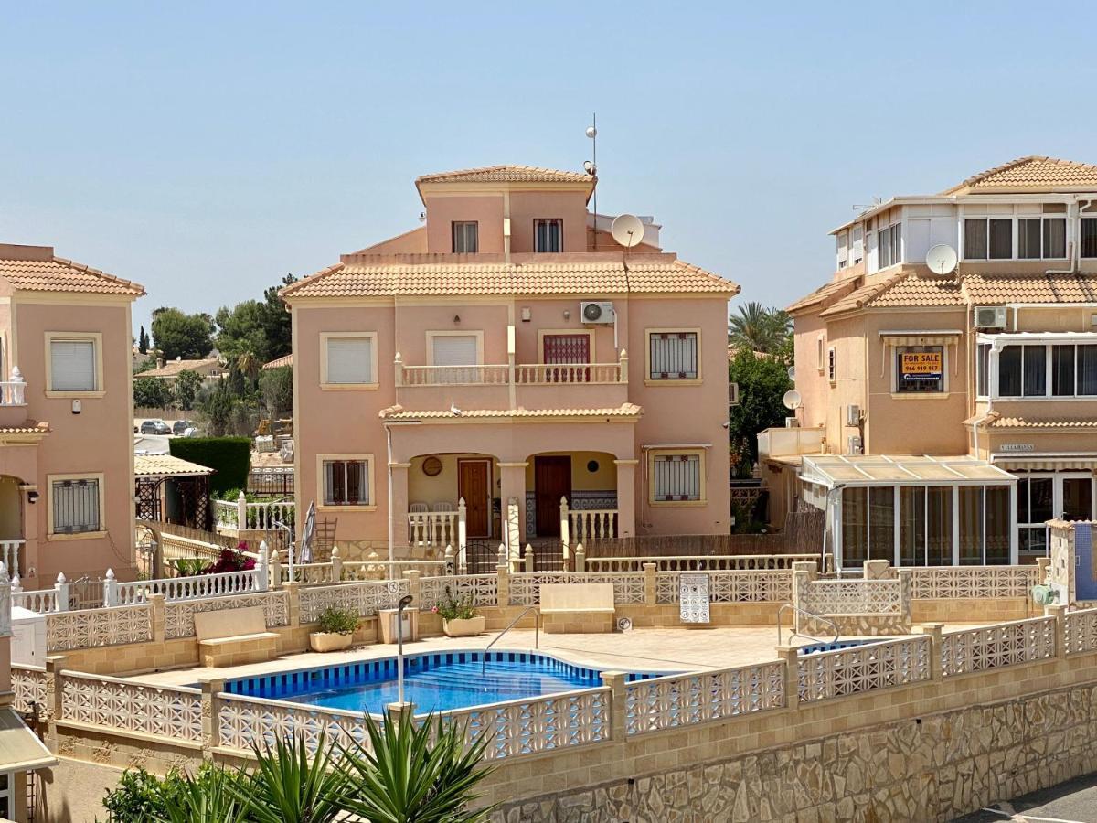 Olive Tree Bungalow La Zenia Dehesa de Campoamor  Zewnętrze zdjęcie